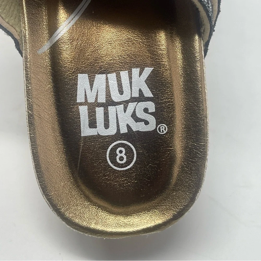 Muk Luks Emery Wedge Sandals Womens 8 Metallic Silver Floral Cork Slip On